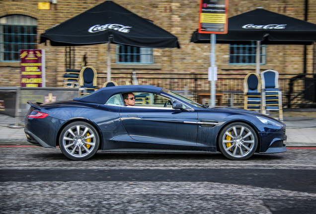 Aston Martin Vanquish Volante