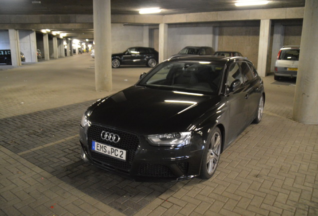 Audi RS4 Avant B8