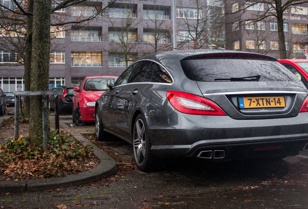 Mercedes-Benz CLS 63 AMG X218 Shooting Brake