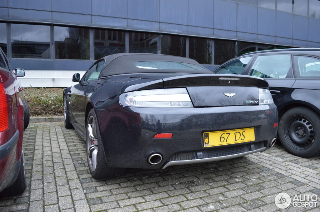 Aston Martin V8 Vantage N400 Roadster