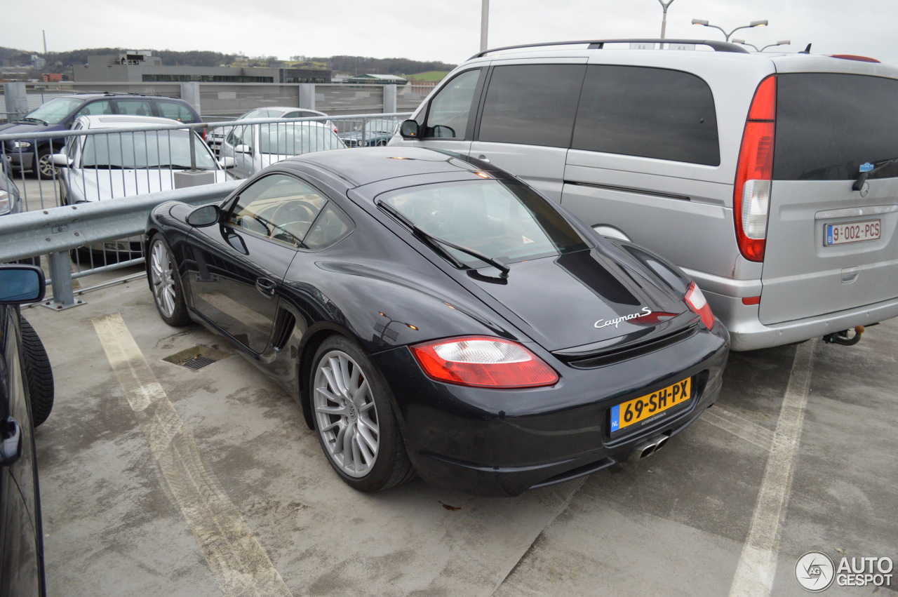 Porsche 987 Cayman S