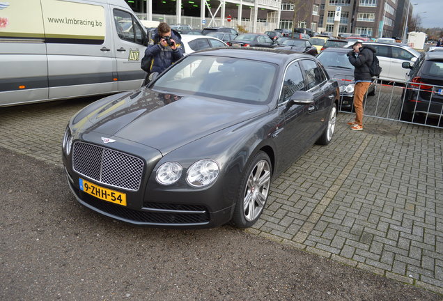 Bentley Flying Spur V8