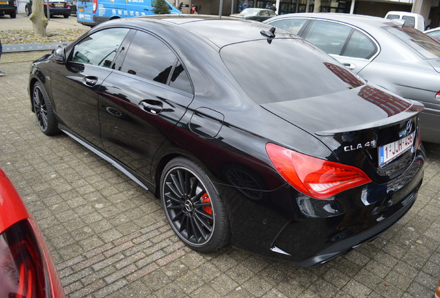 Mercedes-Benz CLA 45 AMG C117