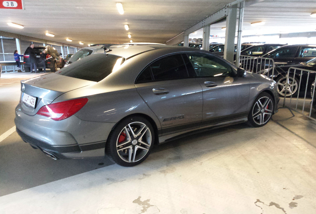 Mercedes-Benz CLA 45 AMG C117