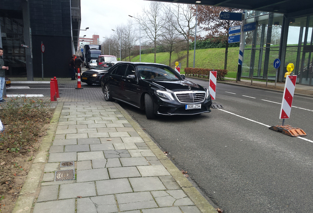 Mercedes-Benz S 63 AMG V222