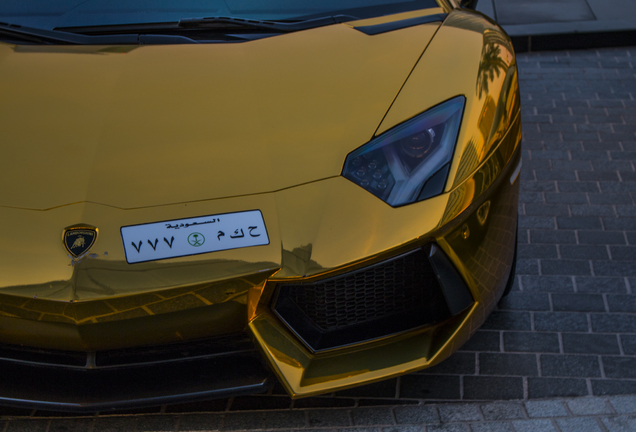 Lamborghini Aventador LP700-4 Roadster