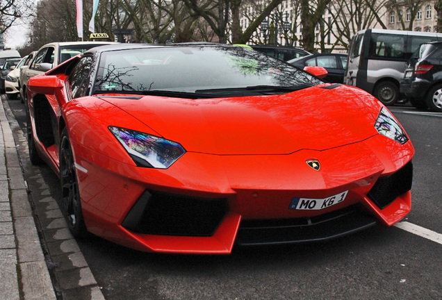 Lamborghini Aventador LP700-4 Roadster