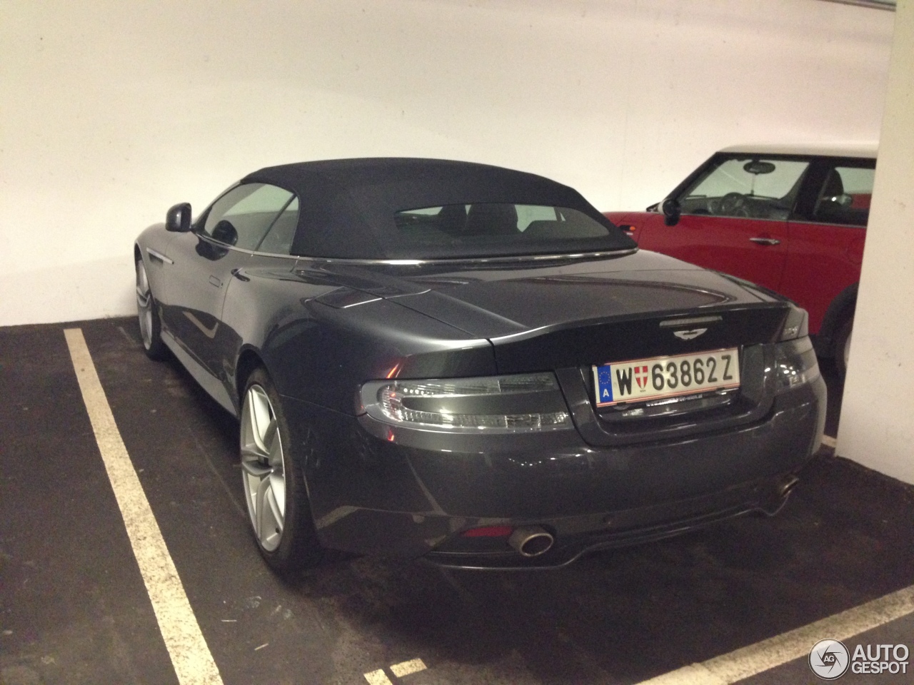 Aston Martin DB9 Volante 2013