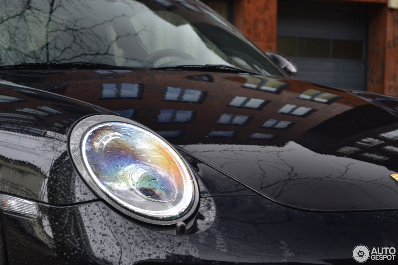 Porsche 997 Carrera 4S MkII Pon Edition