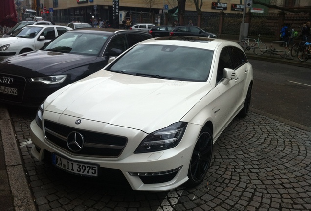 Mercedes-Benz CLS 63 AMG X218 Shooting Brake