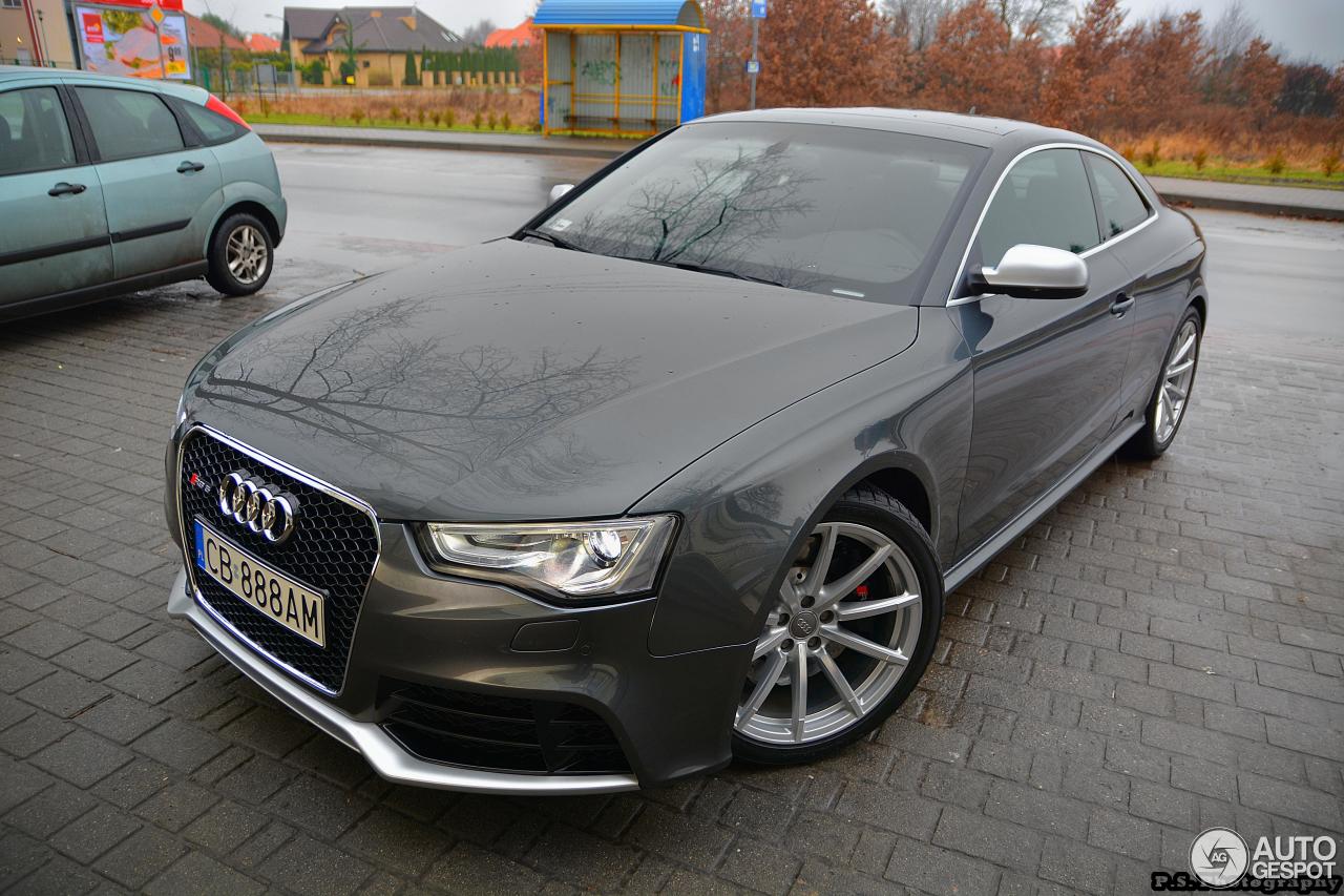 Audi RS5 B8 2012