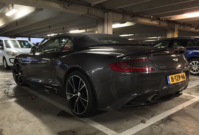 Aston Martin Vanquish Volante