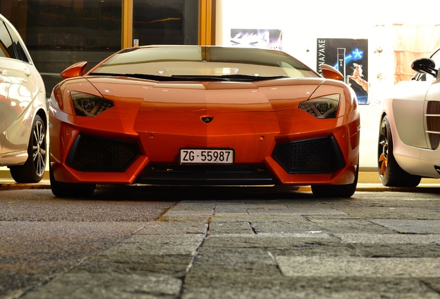 Lamborghini Aventador LP700-4