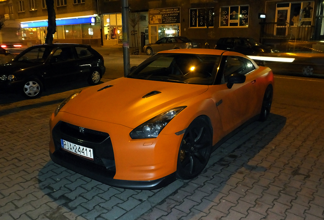 Nissan GT-R