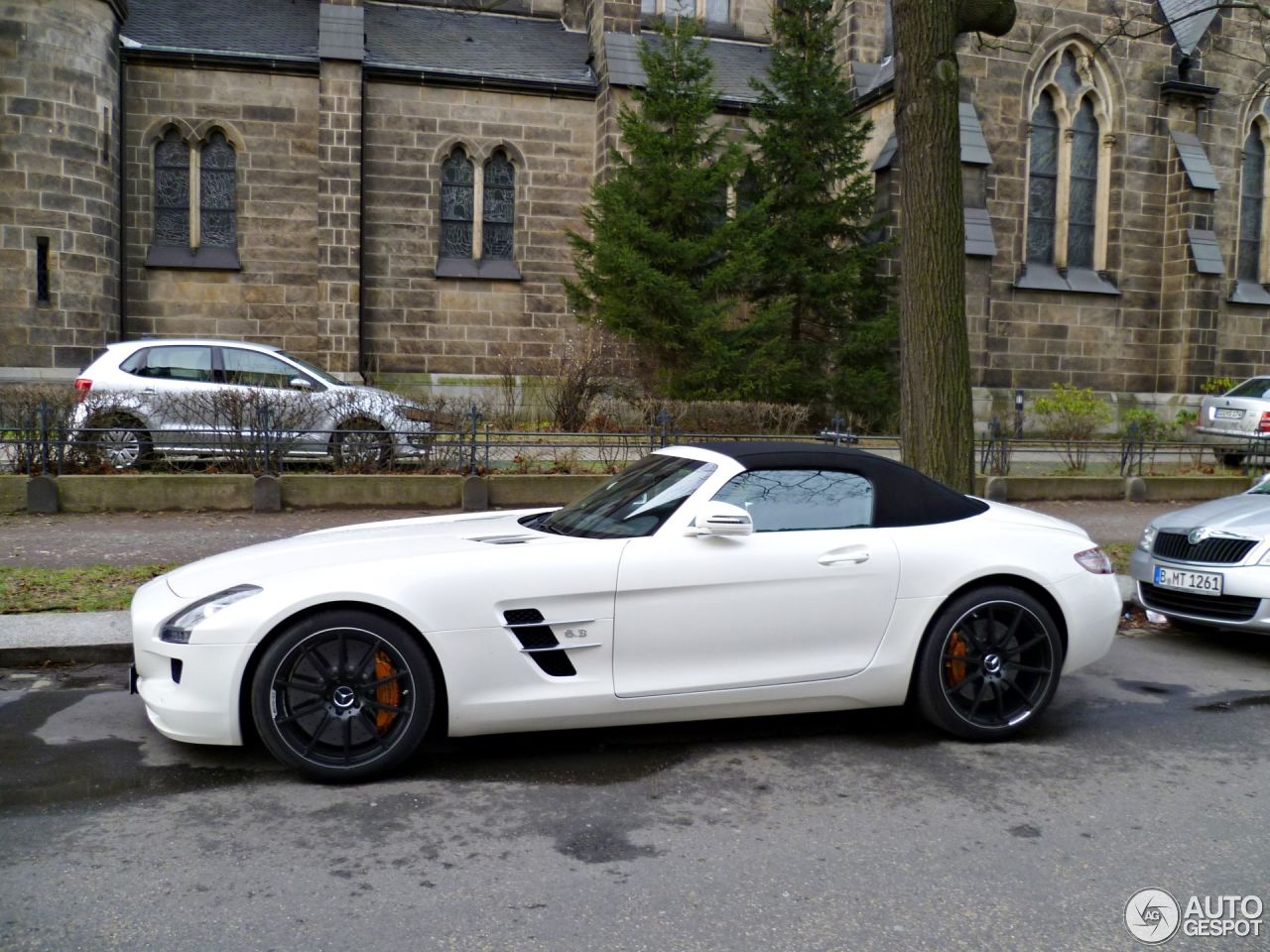 Mercedes-Benz SLS AMG Roadster