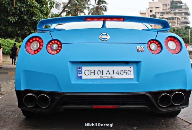 Nissan GT-R 2011