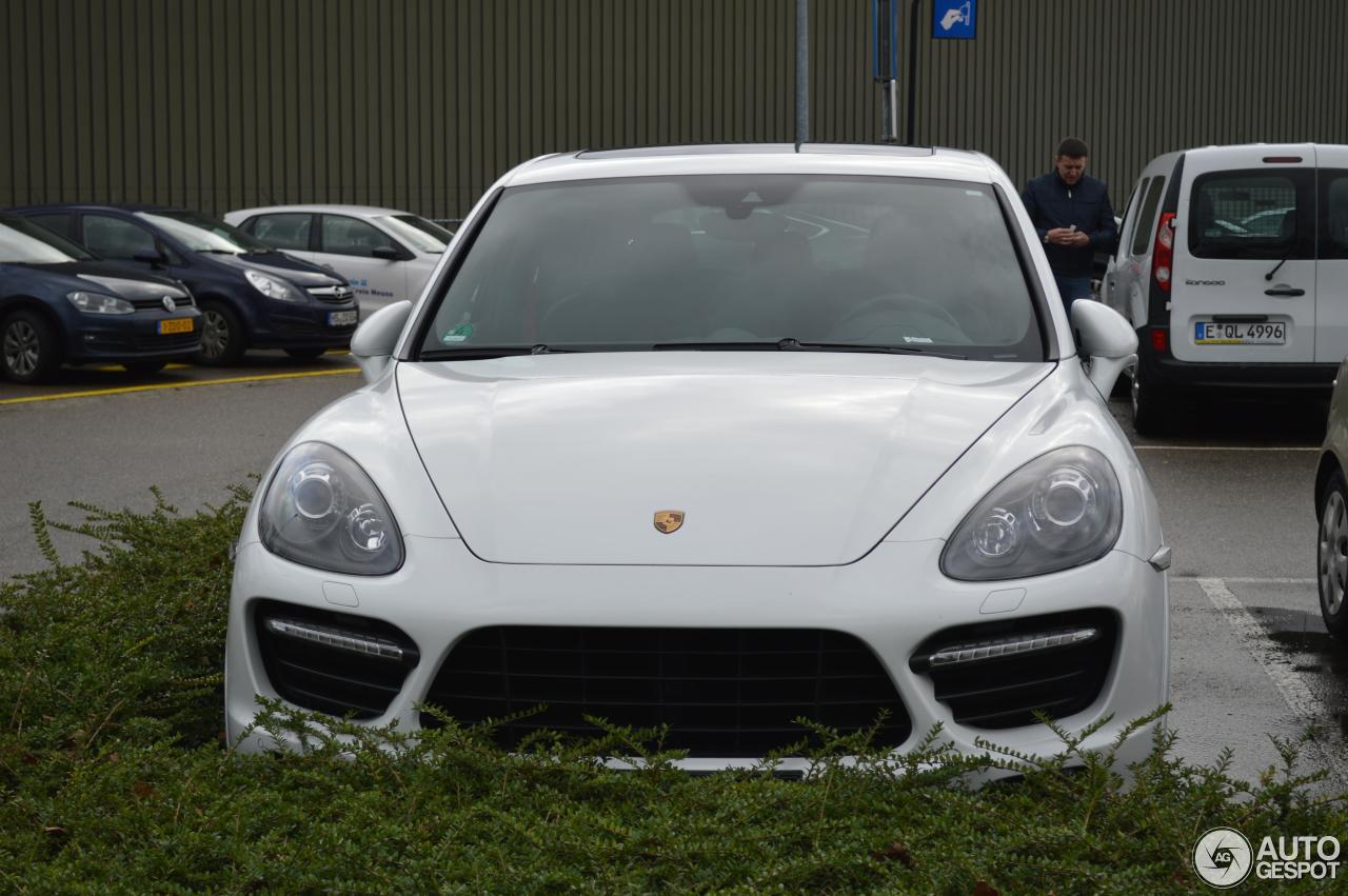 Porsche 958 Cayenne GTS