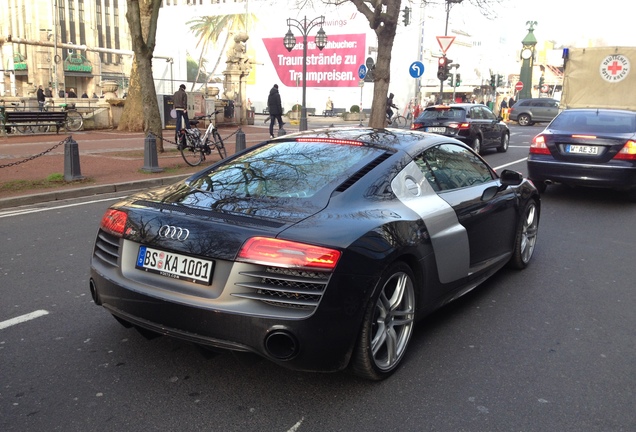 Audi R8 V10 Plus 2013