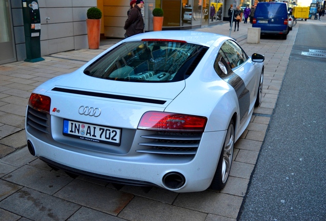 Audi R8 V10 Plus 2013