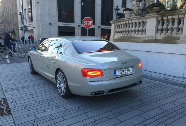 Bentley Flying Spur V8