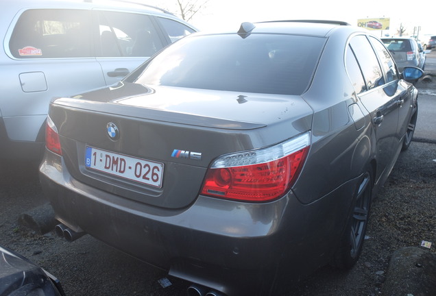 BMW M5 E60 2005