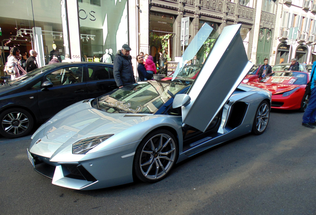 Lamborghini Aventador LP700-4 Roadster