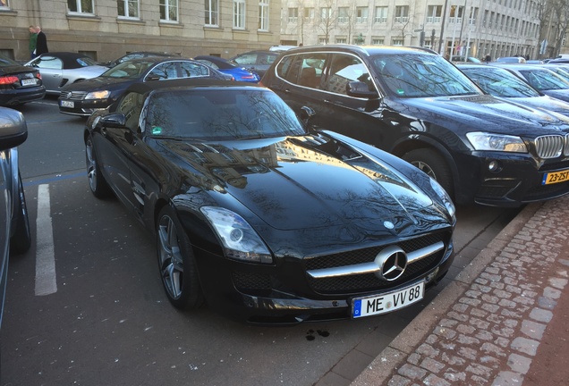 Mercedes-Benz SLS AMG Roadster