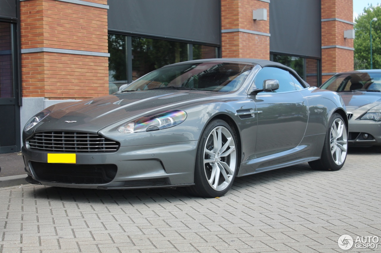 Aston Martin DBS Volante