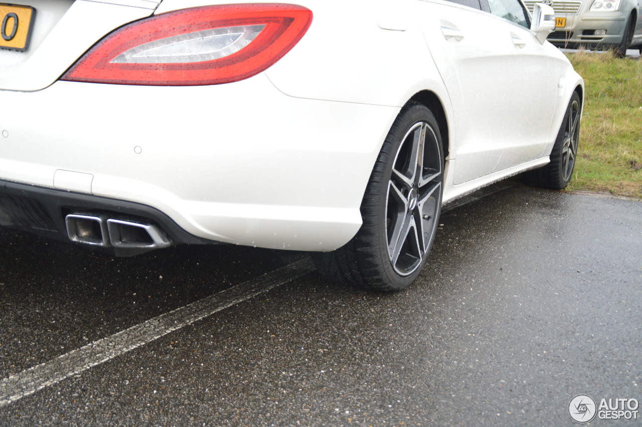 Mercedes-Benz CLS 63 AMG X218 Shooting Brake