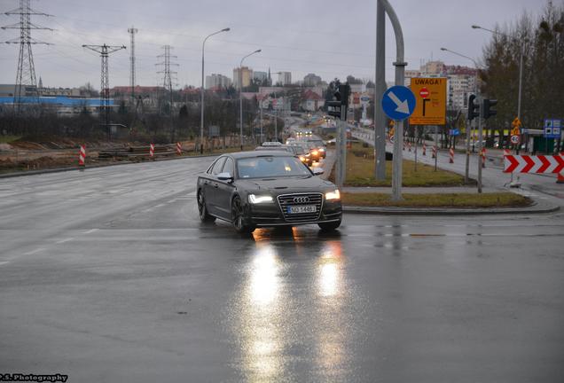 Audi S8 D4