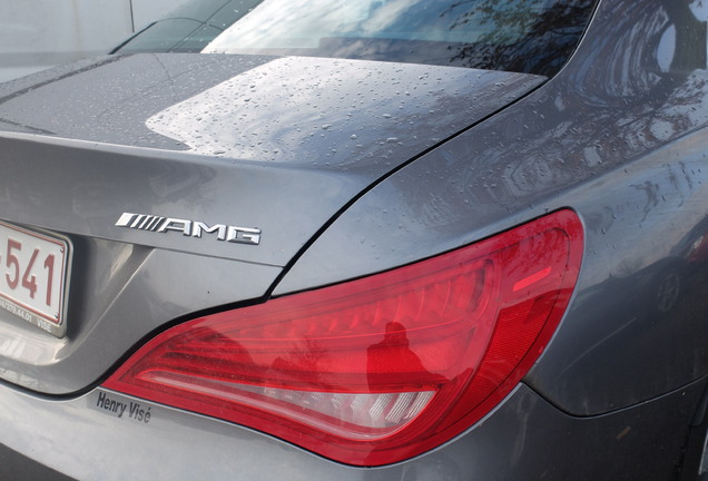 Mercedes-Benz CLA 45 AMG C117