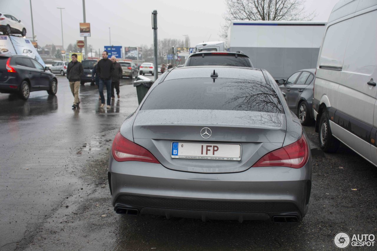 Mercedes-Benz CLA 45 AMG C117