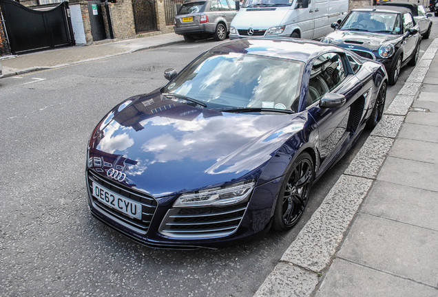 Audi R8 V10 Plus 2013