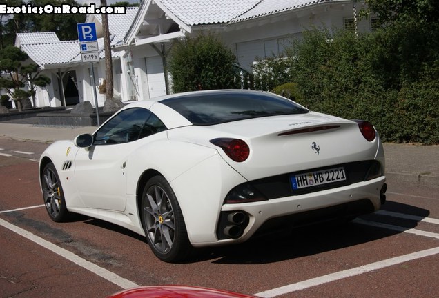 Ferrari California