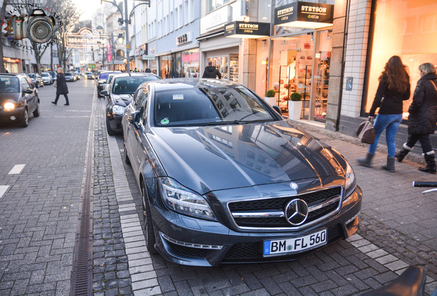 Mercedes-Benz CLS 63 AMG X218 Shooting Brake