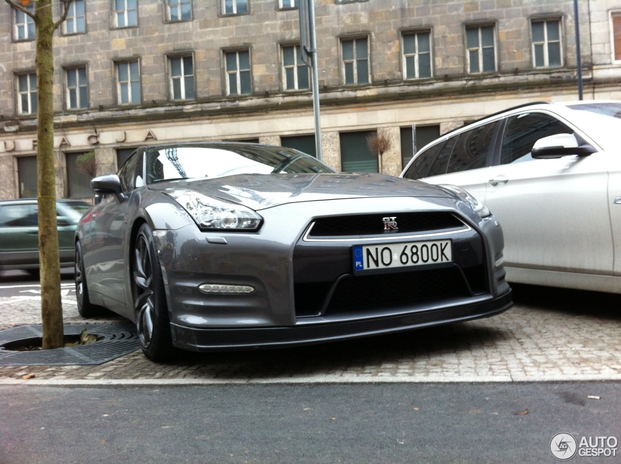 Nissan GT-R 2011