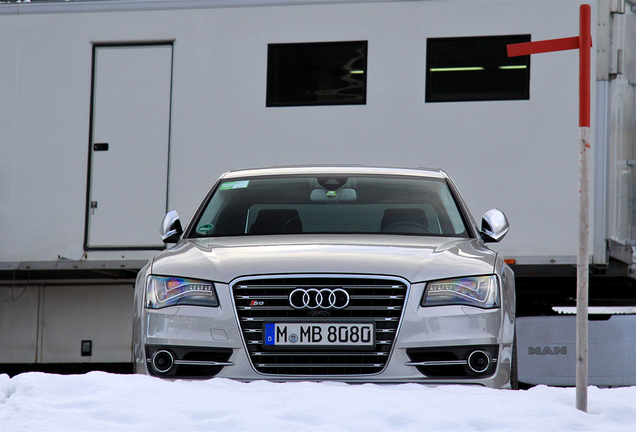 Audi S8 D4