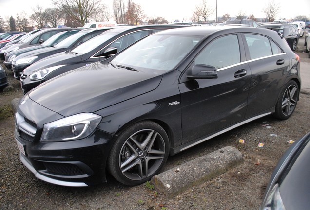 Mercedes-Benz A 45 AMG