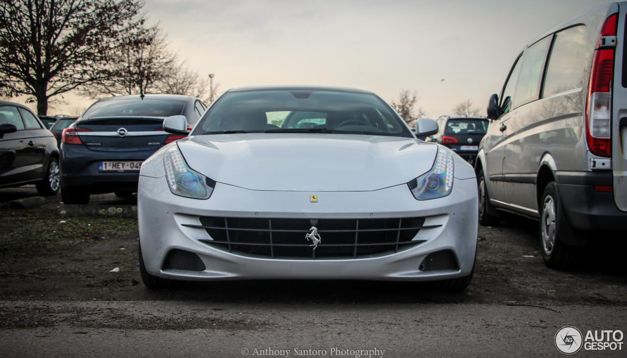 Ferrari FF