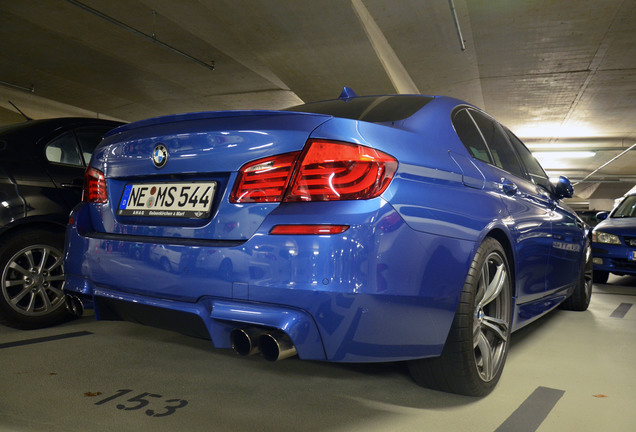 BMW M5 F10 2011