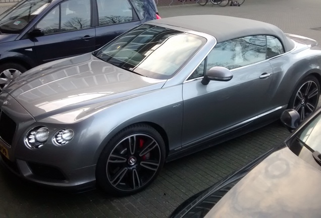 Bentley Continental GTC V8 S