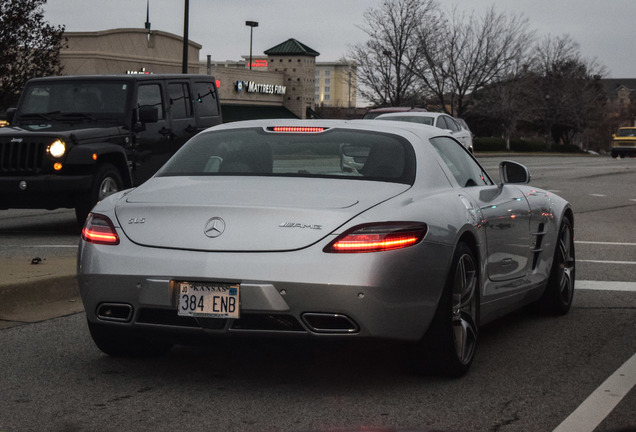 Mercedes-Benz SLS AMG