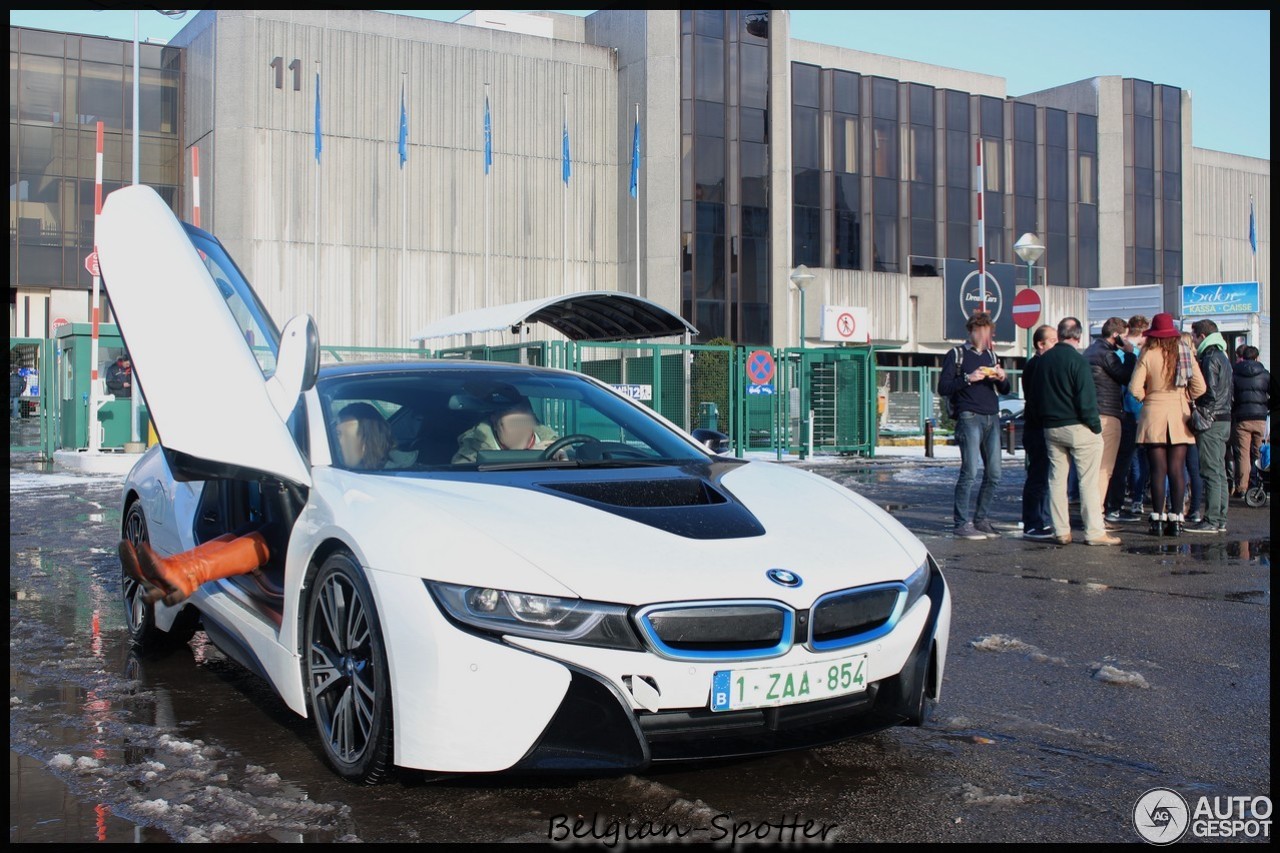 BMW i8