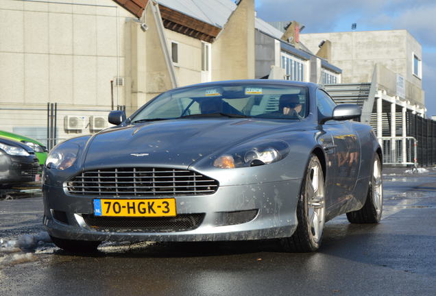 Aston Martin DB9