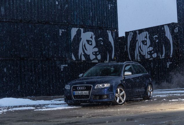 Audi RS4 Avant B7