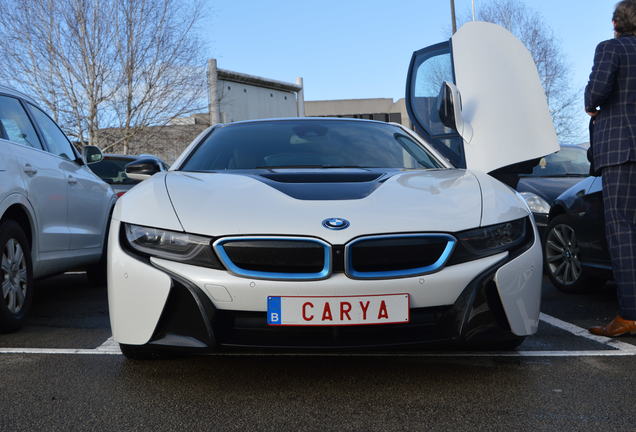 BMW i8