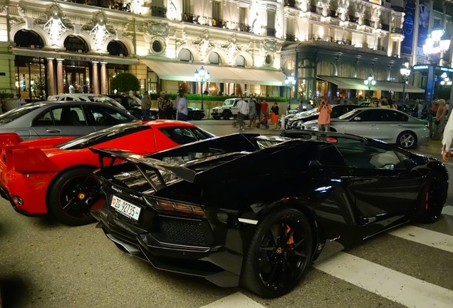 Lamborghini Aventador LP700-4 Roadster