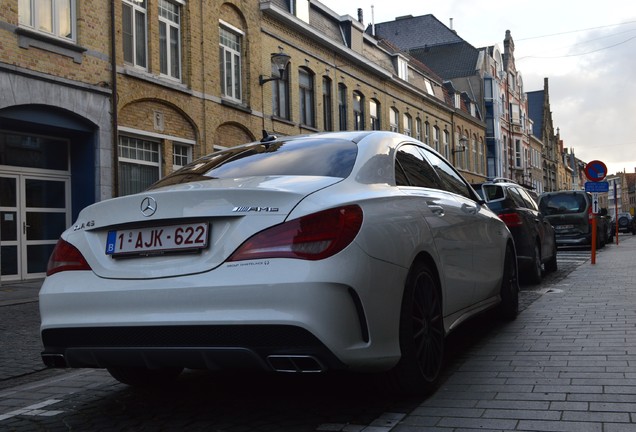 Mercedes-Benz CLA 45 AMG C117