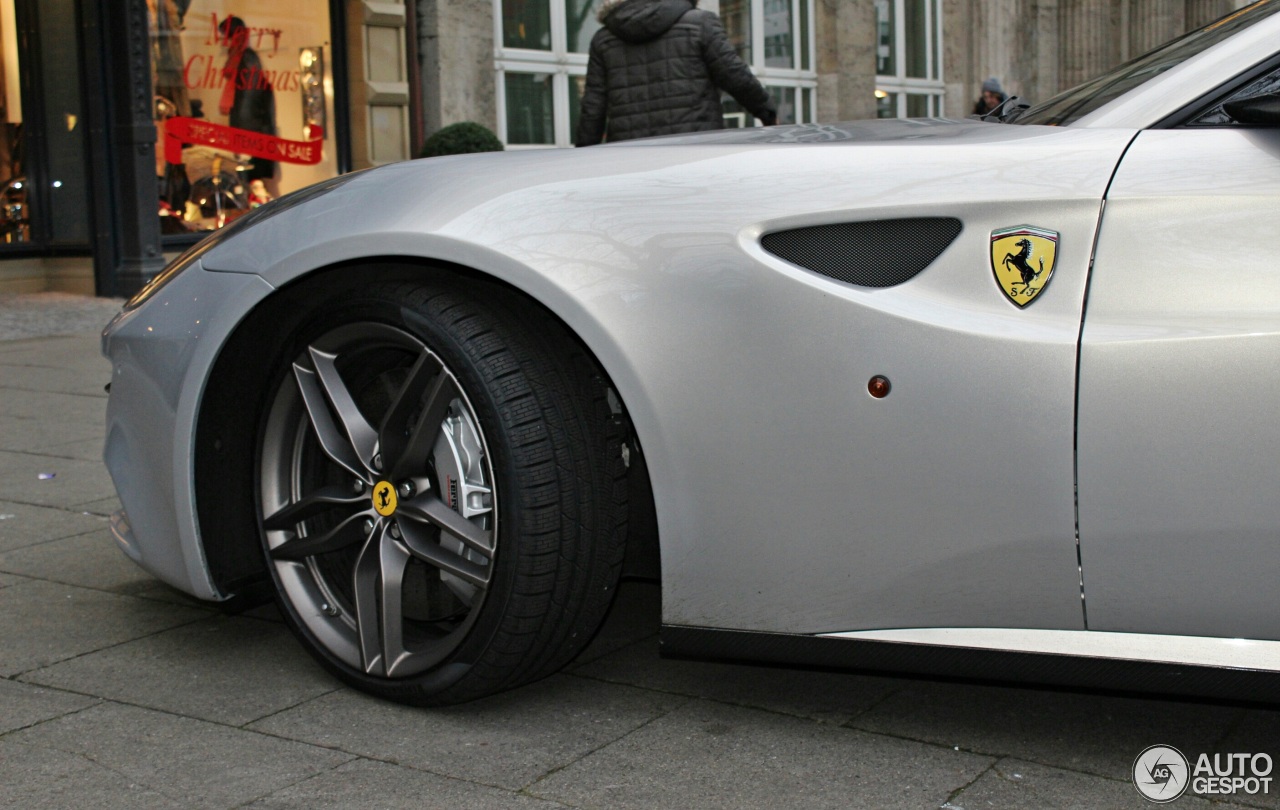 Ferrari FF