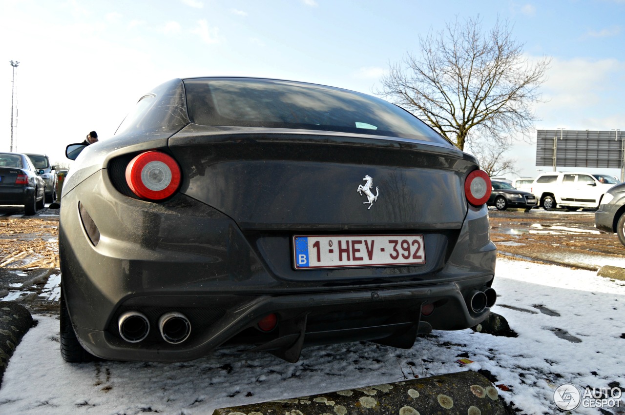 Ferrari FF